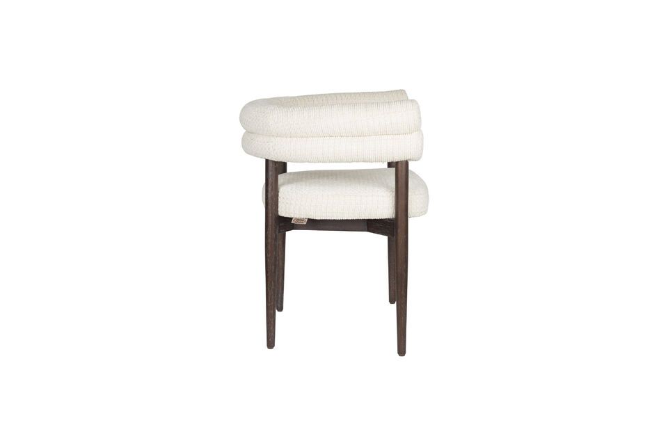 Whether integrated into a modern or bohemian interior