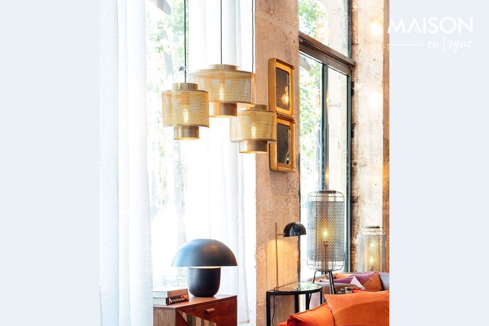 For an optimal source of light in any room of your house, choose the Ouatia suspension