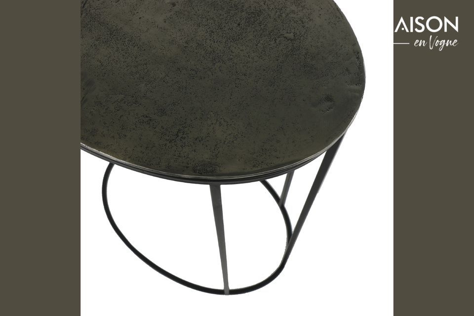 A sculptural table