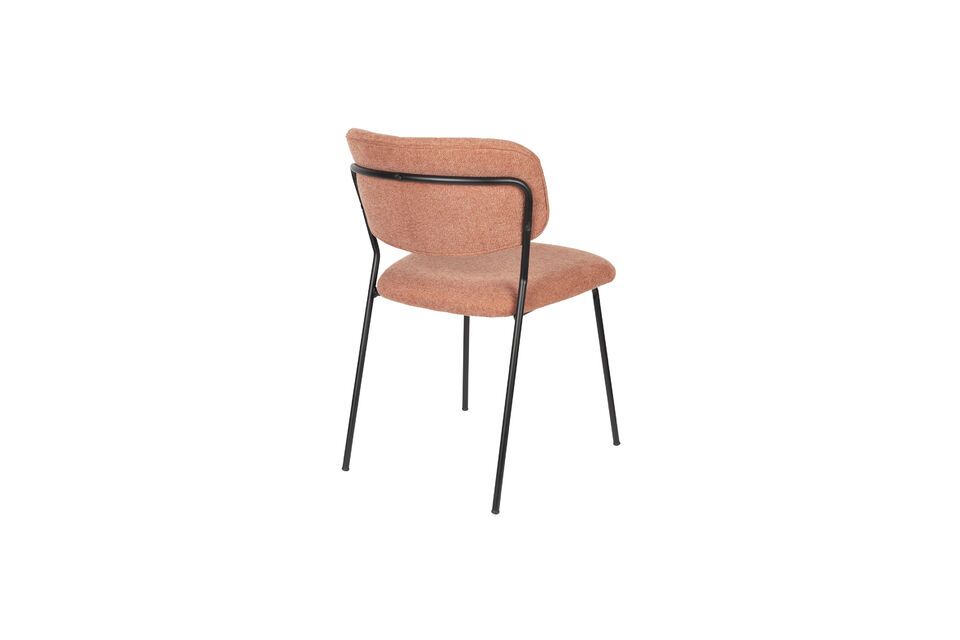 With its cleverly thought-out dimensions (49x55x80 cm)