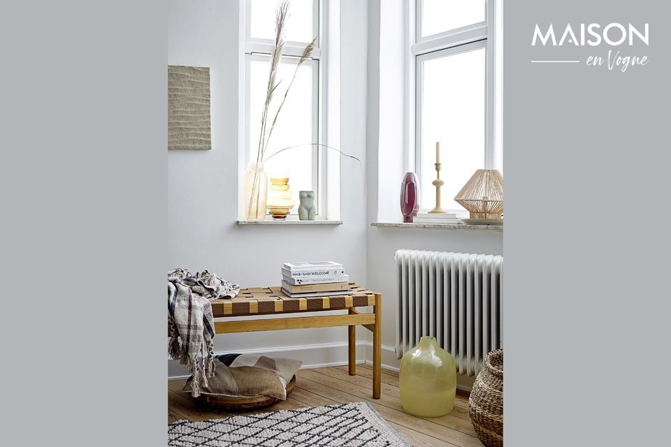 A pure Nordic style for a wall decoration with Danish accents