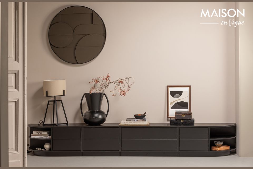 fiona brown minimalist artwork, sobriety, modernity and elegance.