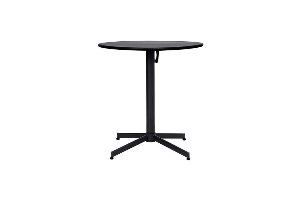 Round iron dining table Helo House Doctor