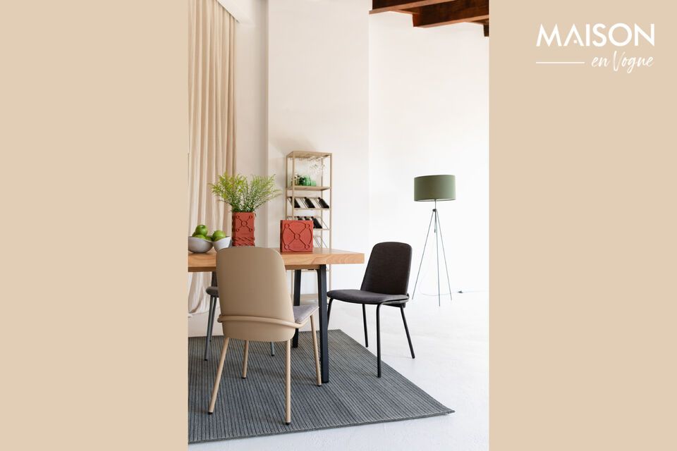 Shades and textures vary, reproducing the soothing effect of rippling water, hence the name Waves