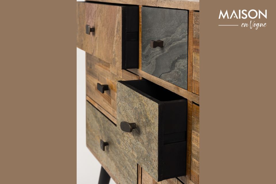 The warm tones of recycled teak, a timeless style, and well thought-out drawers are its best assets
