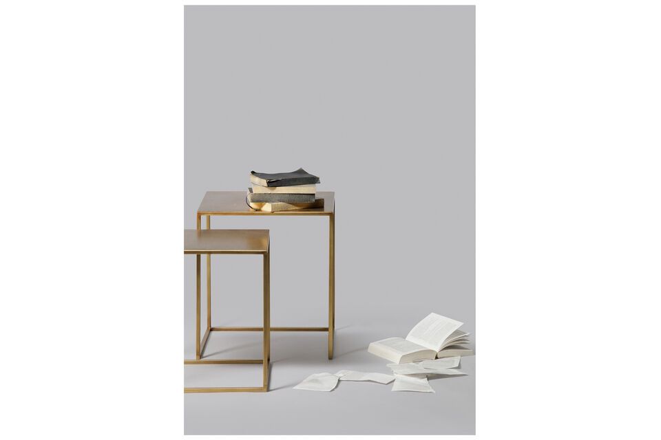 The WOOOD series of 2 Ziva side tables is a stylish set of coffee tables that will enhance any room