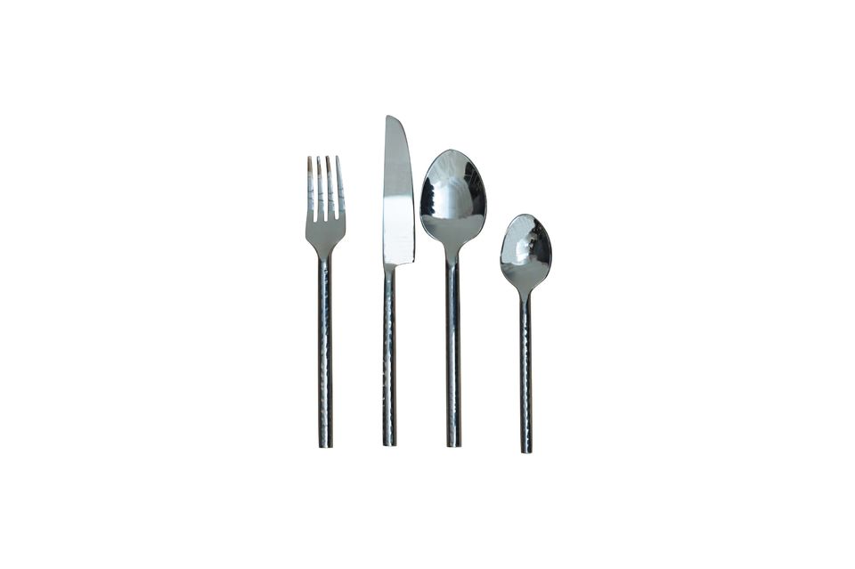 Set of 4 fine and elegant cutlery
