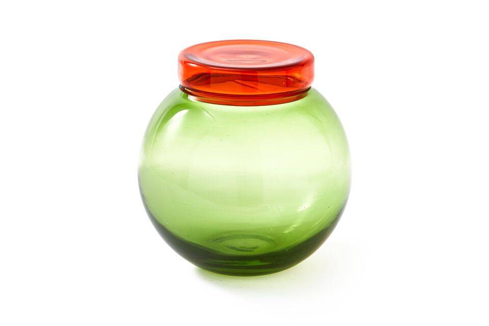 Use these glass jars to energize your décor