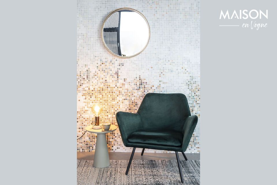 Bring practical elegance to your home with the Matz mirror.