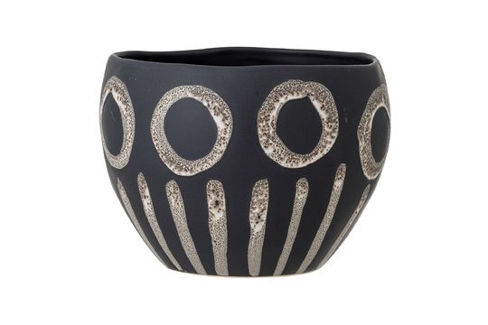 Stoneware black flower pot Magnus Clipped