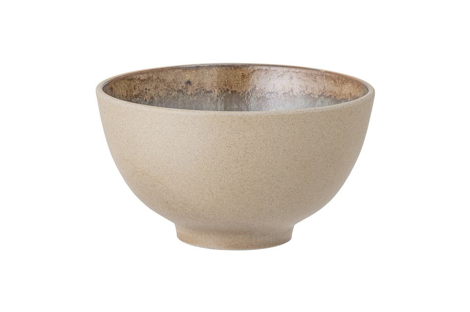 The Lee Bowl with Lid from Bloomingville is a large natural stoneware bowl with a bamboo and
