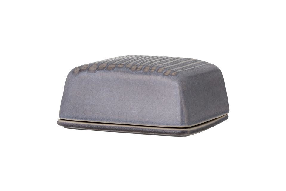 The Raben Butter Dish from Bloomingville is an elegant gray stoneware container with blurred lines