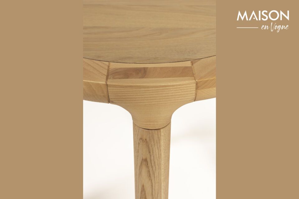 Discover the exquisite craftsmanship of Table Storm