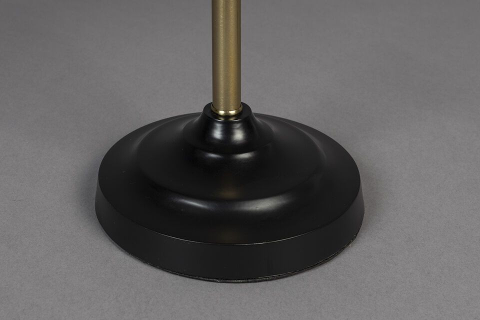 The Penelope table lamp is therefore the perfect addition for those looking to combine functionality