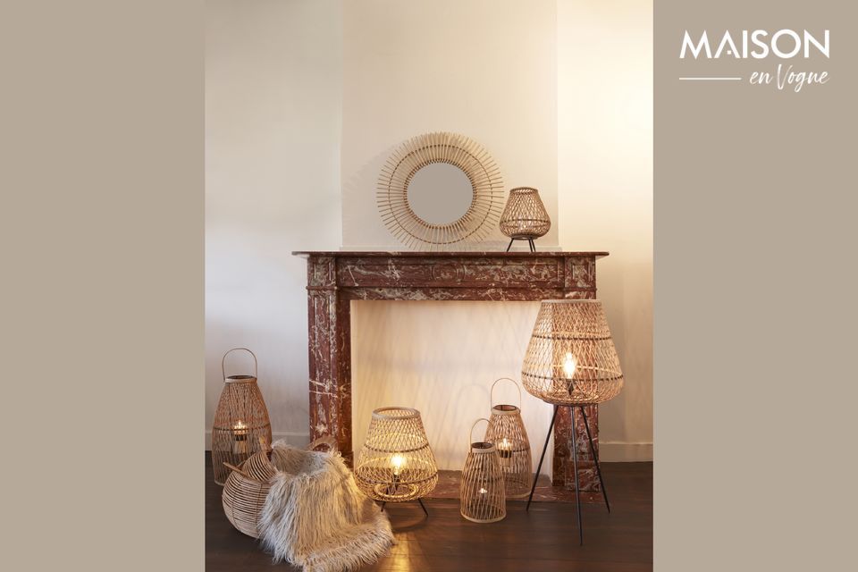 Bring a touch of colonial inspiration with this bamboo lamp