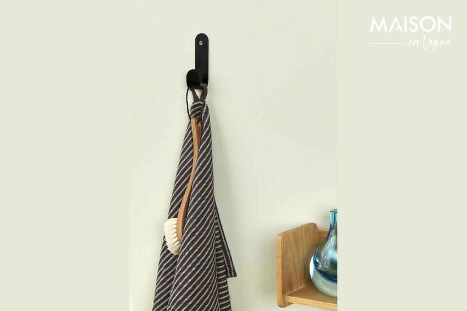 Made from 100% OEKO-TEX® cotton, this 70 x 50 cm tea towel combines elegance and functionality