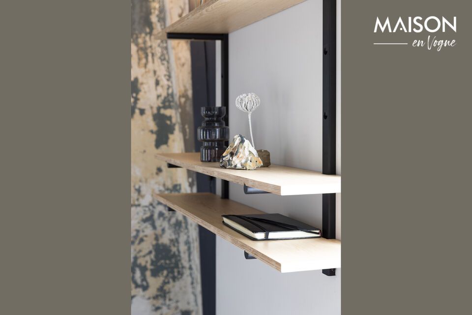 Discover the Bundy wall shelf