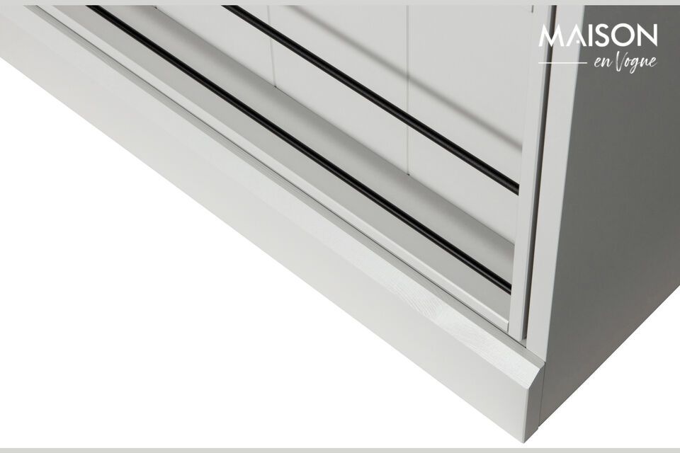 5m wide, the cabinet features ample storage space with 46