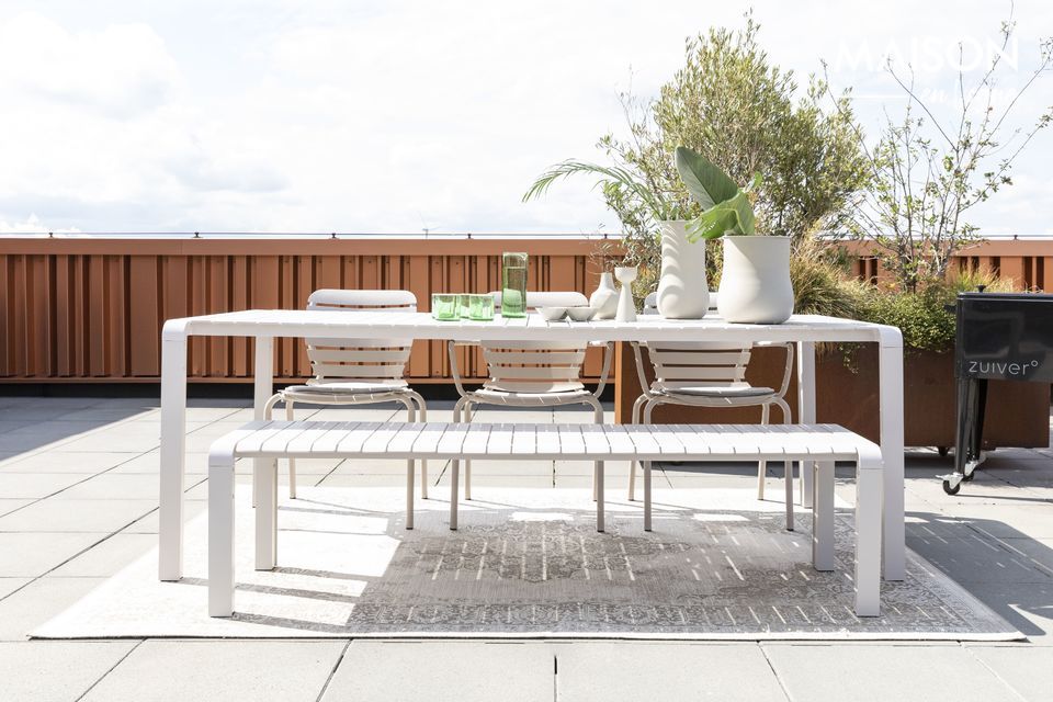 Elegant aluminum garden table