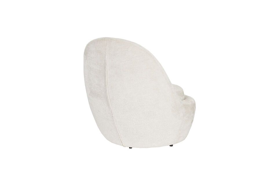 With its harmonious dimensions of 61 x 61 x 83 cm