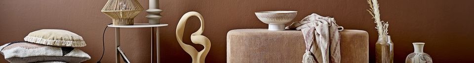 Material Details White stoneware vase Irini