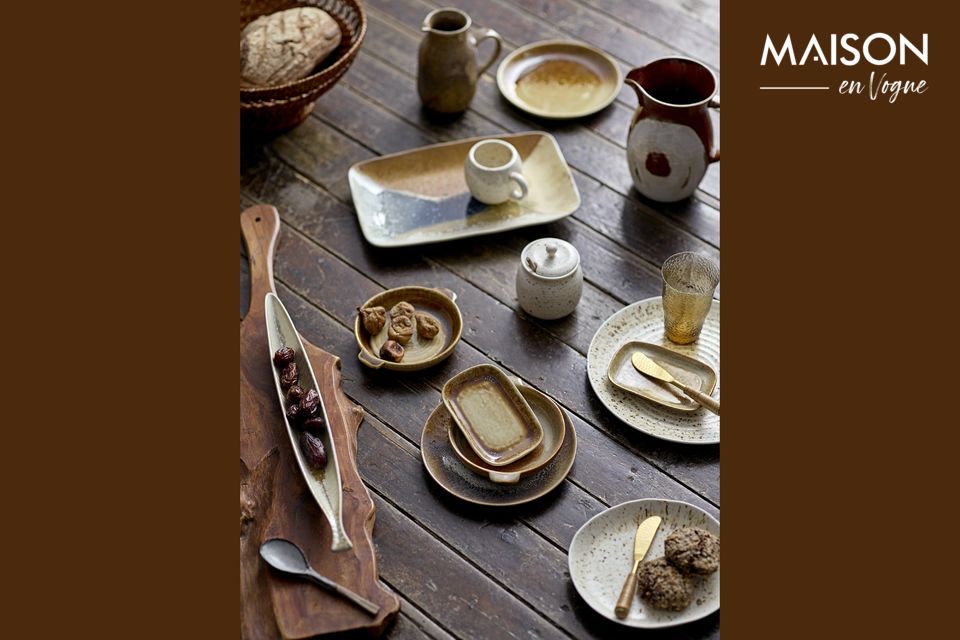 A stoneware plate to sublimate craftsmanship at the table