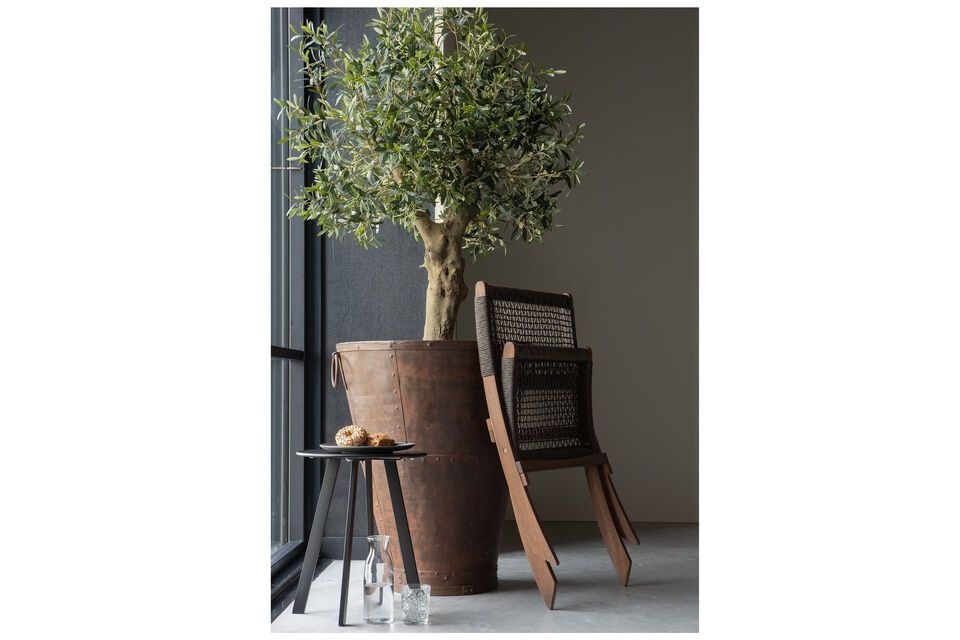 The Lois folding chair is a must-have for indoor and outdoor lounging